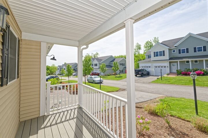 Property Photo:  1204 Hazelwood Way 1204  MA 01510 