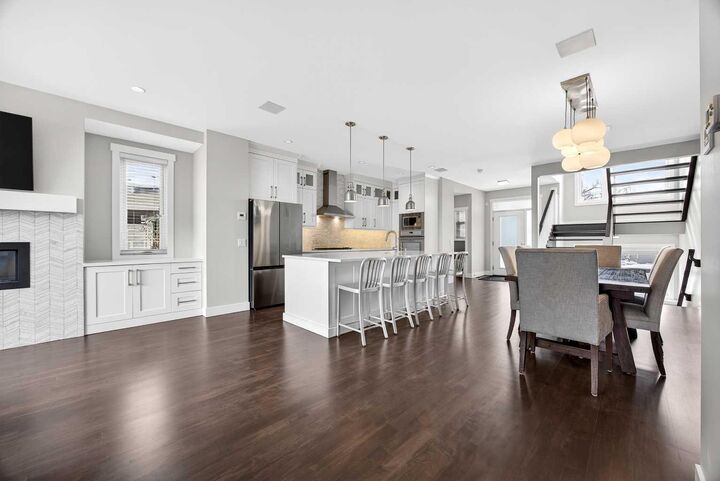 Property Photo: 1410 21 Avenue NW AB T2M 1L6