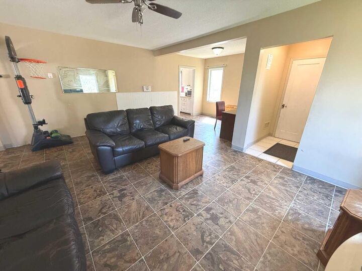 Property Photo: 821 14 Street S AB T1J 2Y6