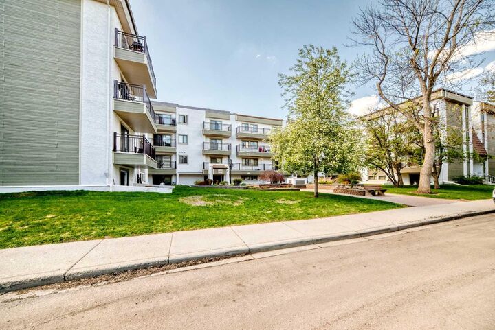 Property Photo:  723 57 Avenue SW 309  AB T2V 4Z3 