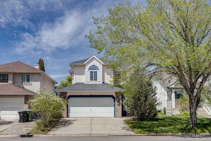 Property Photo:  103 Riverview Circle SE  AB T2C 4K1 
