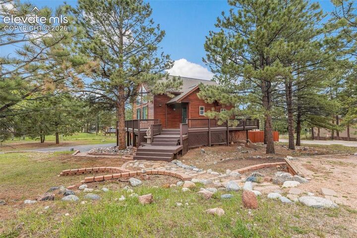 Property Photo:  1280 Chippewa Trail  CO 80863 