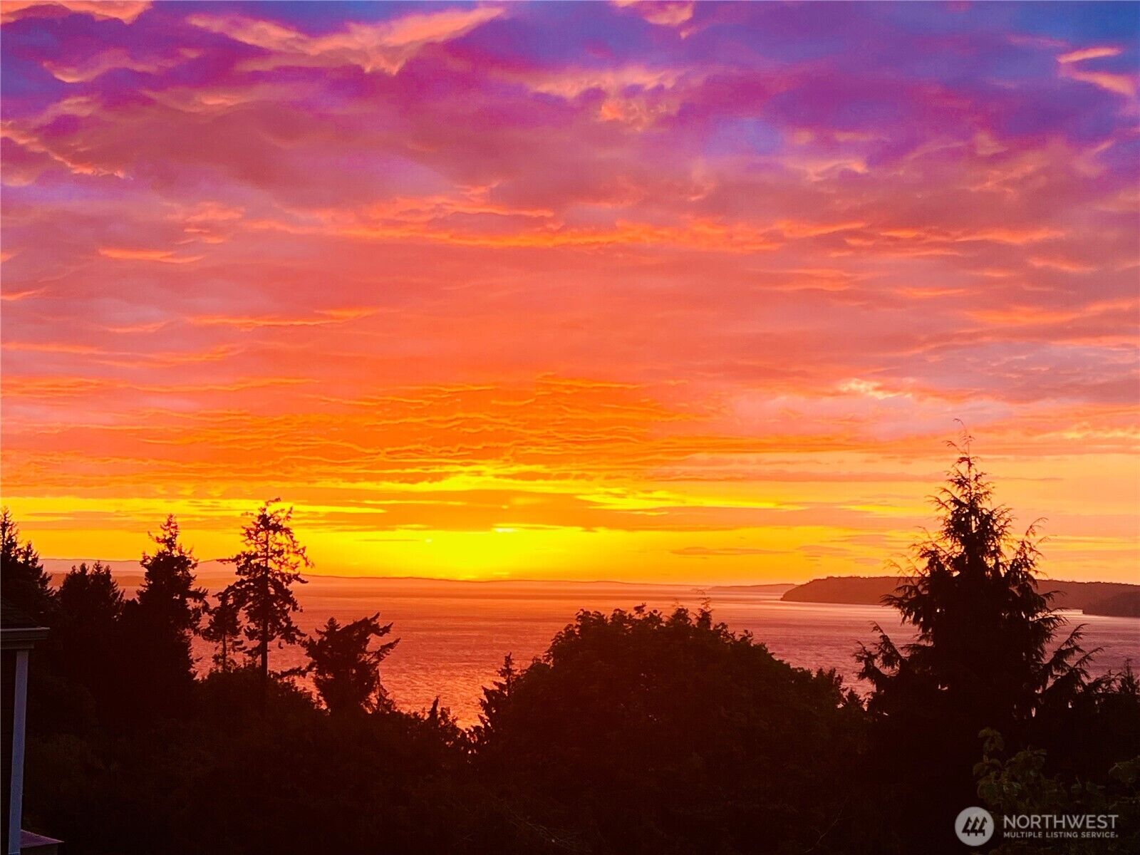 Property Photo:  7025  156th Street SW  WA 98026 