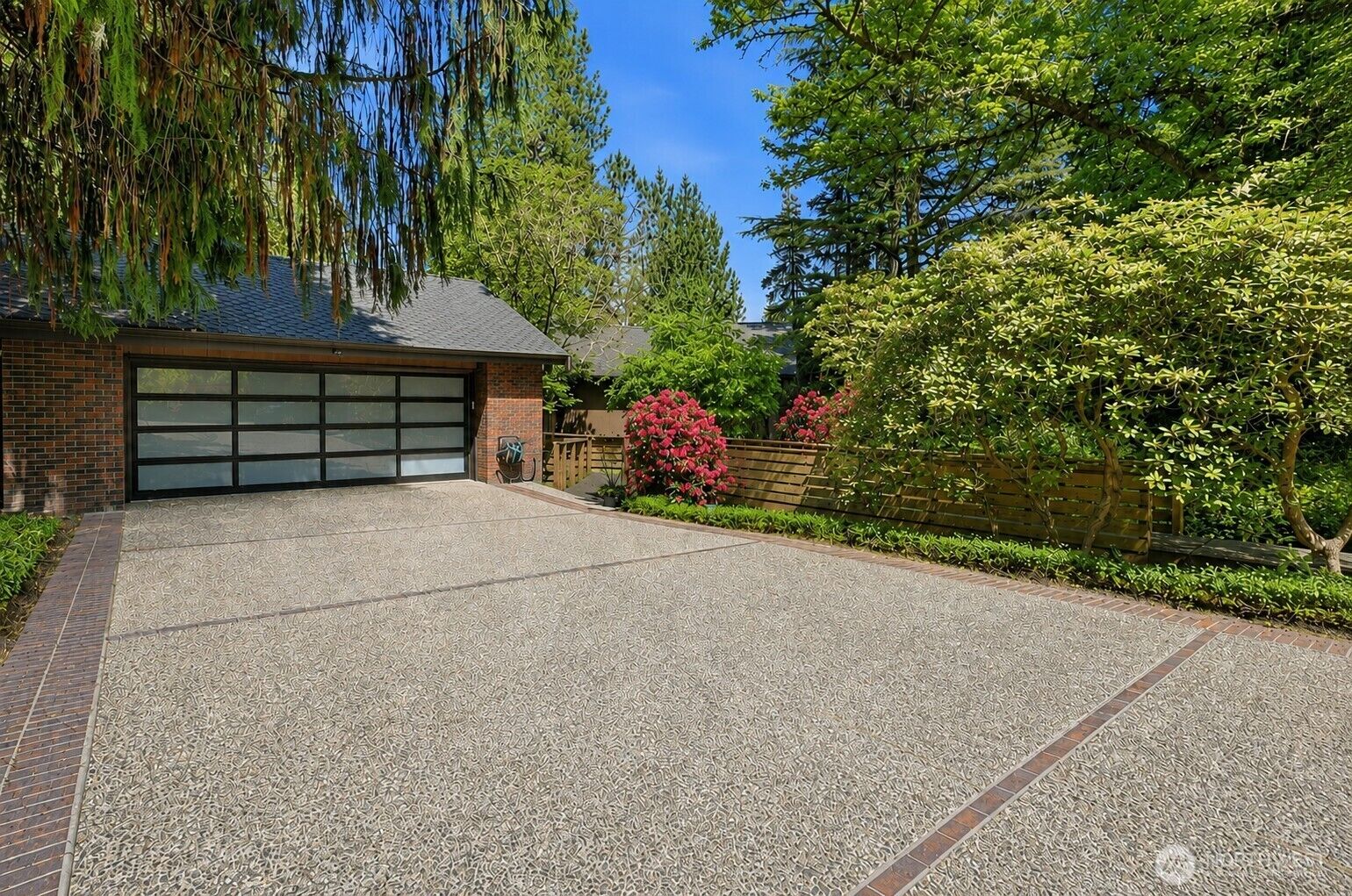 Property Photo: 9418 Odin Way WA 98011