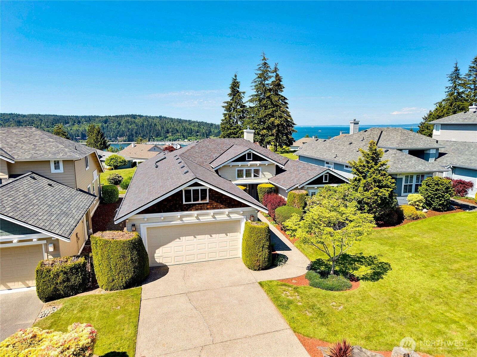 Property Photo:  95  Seaway Place  WA 98365 