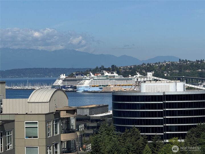 Property Photo: 76 Cedar Street 611 WA 98121