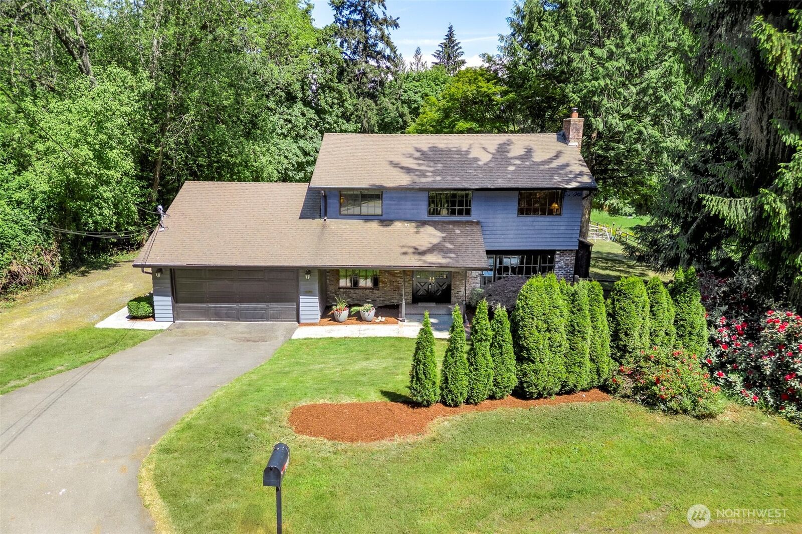 Property Photo: 4434 137th Avenue NE WA 98005
