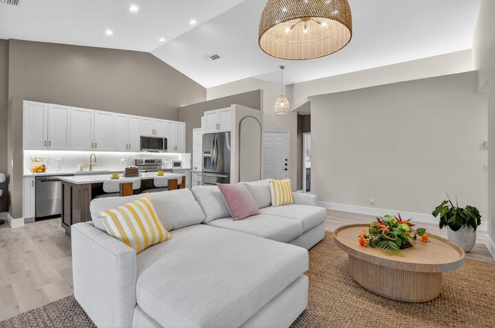 Property Photo:  5801 Coach House Circle  FL 33486 