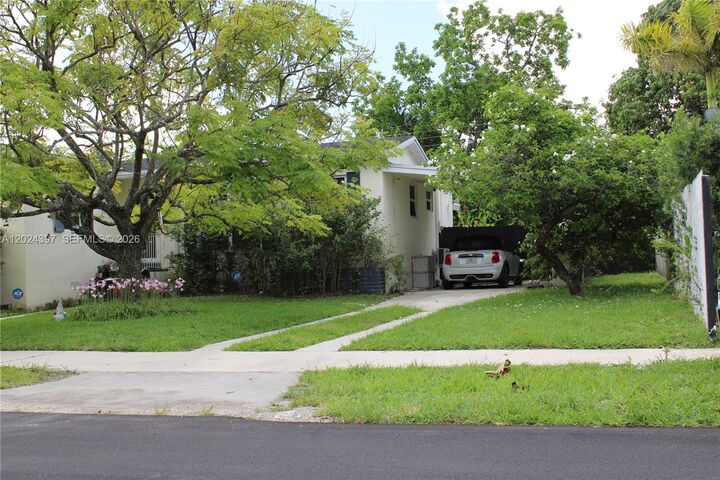 Property Photo: 8450 SW 28th St FL 33155
