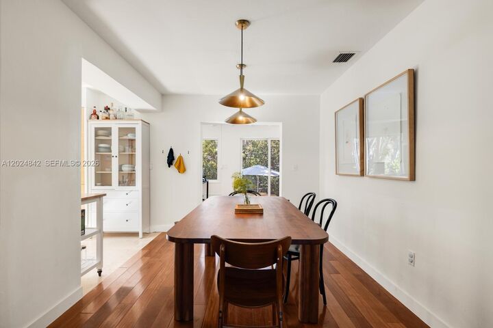 Property Photo:  41 NE 51st St  FL 33137 