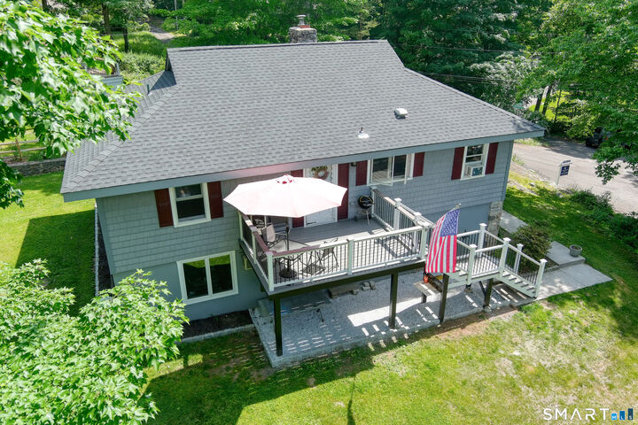 Property Photo:  1 Lookout Drive  CT 06877 