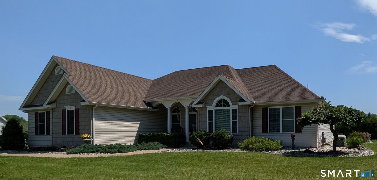 Property Photo:  2 Aspen Drive  CT 06016 