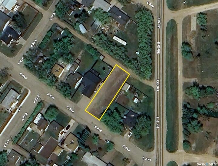 549 5th Avenue E — photo 1