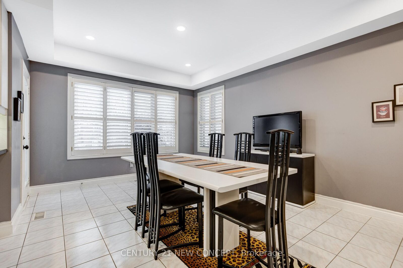 Property Photo: 38A Avonlea Place ON L4B 3N8