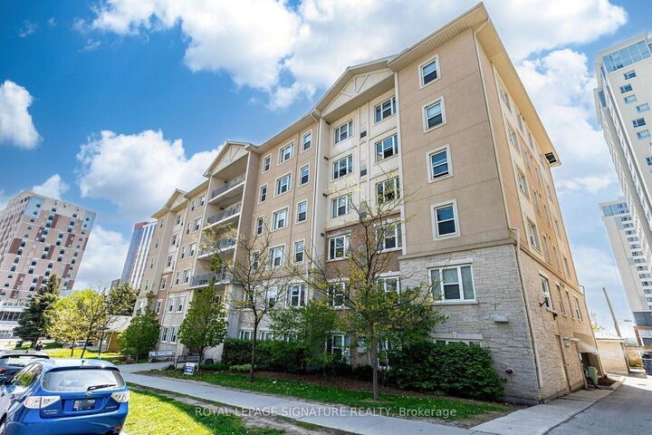 251 Lester Street 401 — photo 1