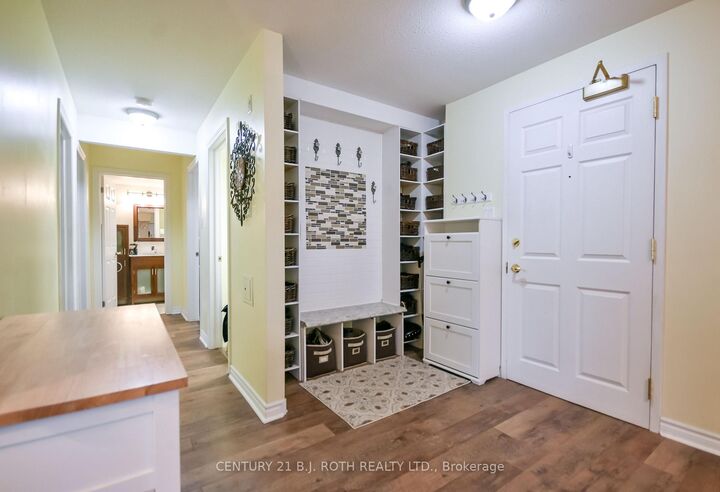Property Photo:  49 Jacobs Terrace 114  ON L4N 0W4 