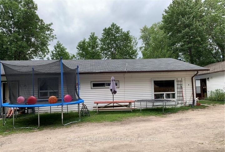 Property Photo: 550 Lakeshore Drive ON P1A 2E6