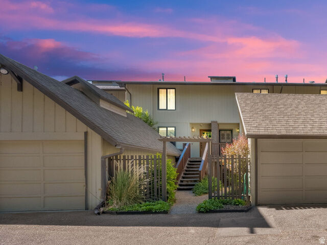 Property Photo:  4720 S Woodduck Ln E  UT 84117 