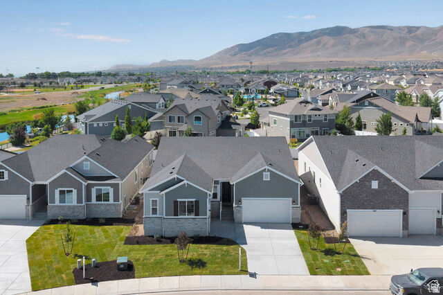 Property Photo: 273 E Polaris Dr 103 UT 84045
