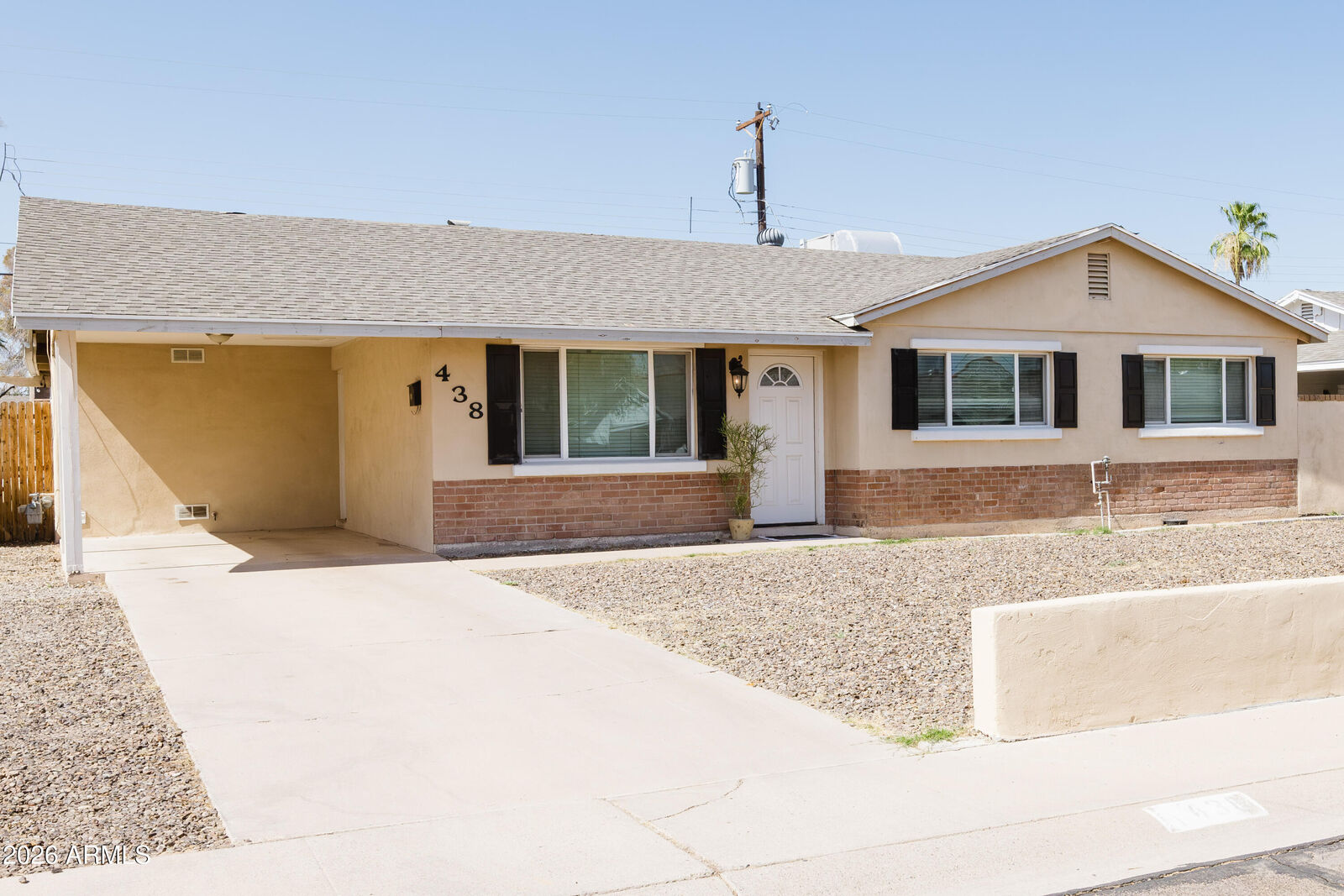 Property Photo:  438 E Pierce Street  AZ 85288 