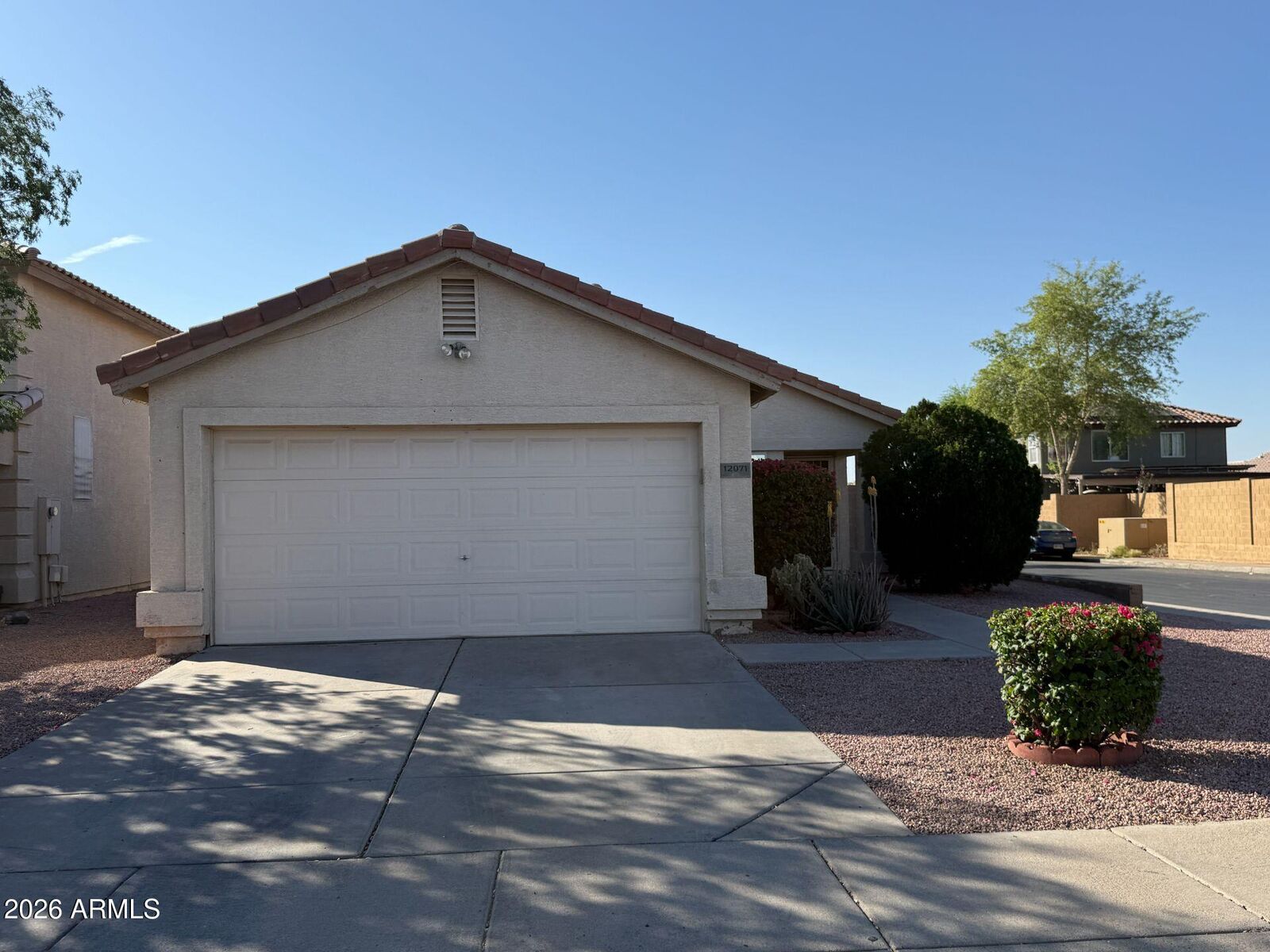 Property Photo:  12071 W Dahlia Drive  AZ 85335 