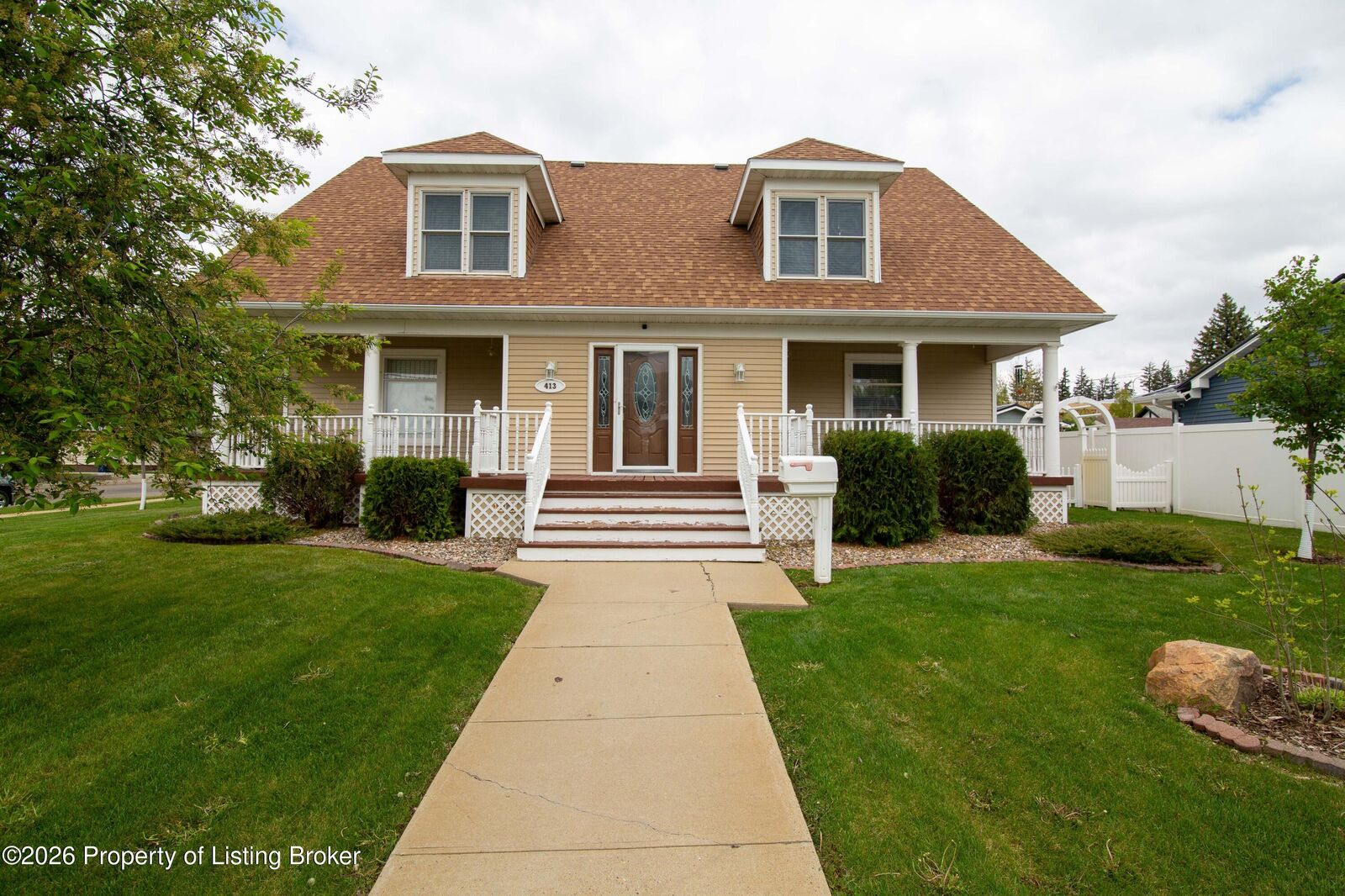 Property Photo:  413 Colfax Street  ND 58601 