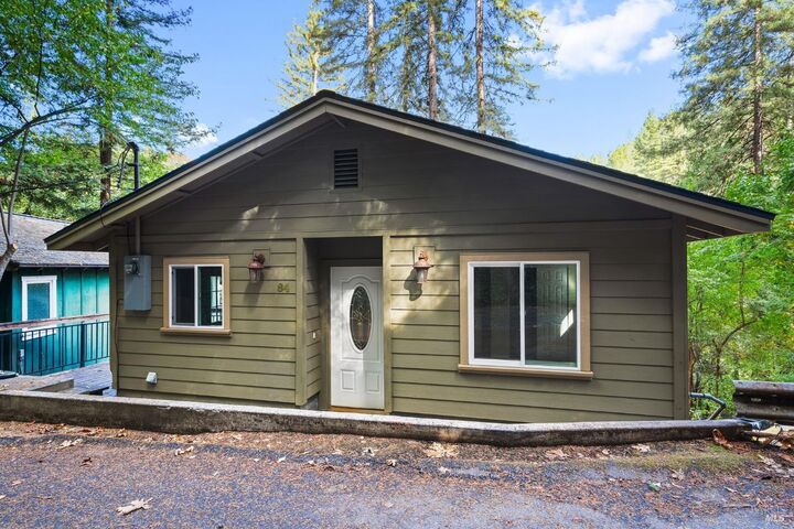 Property Photo:  84 Front Street  CA 95419 
