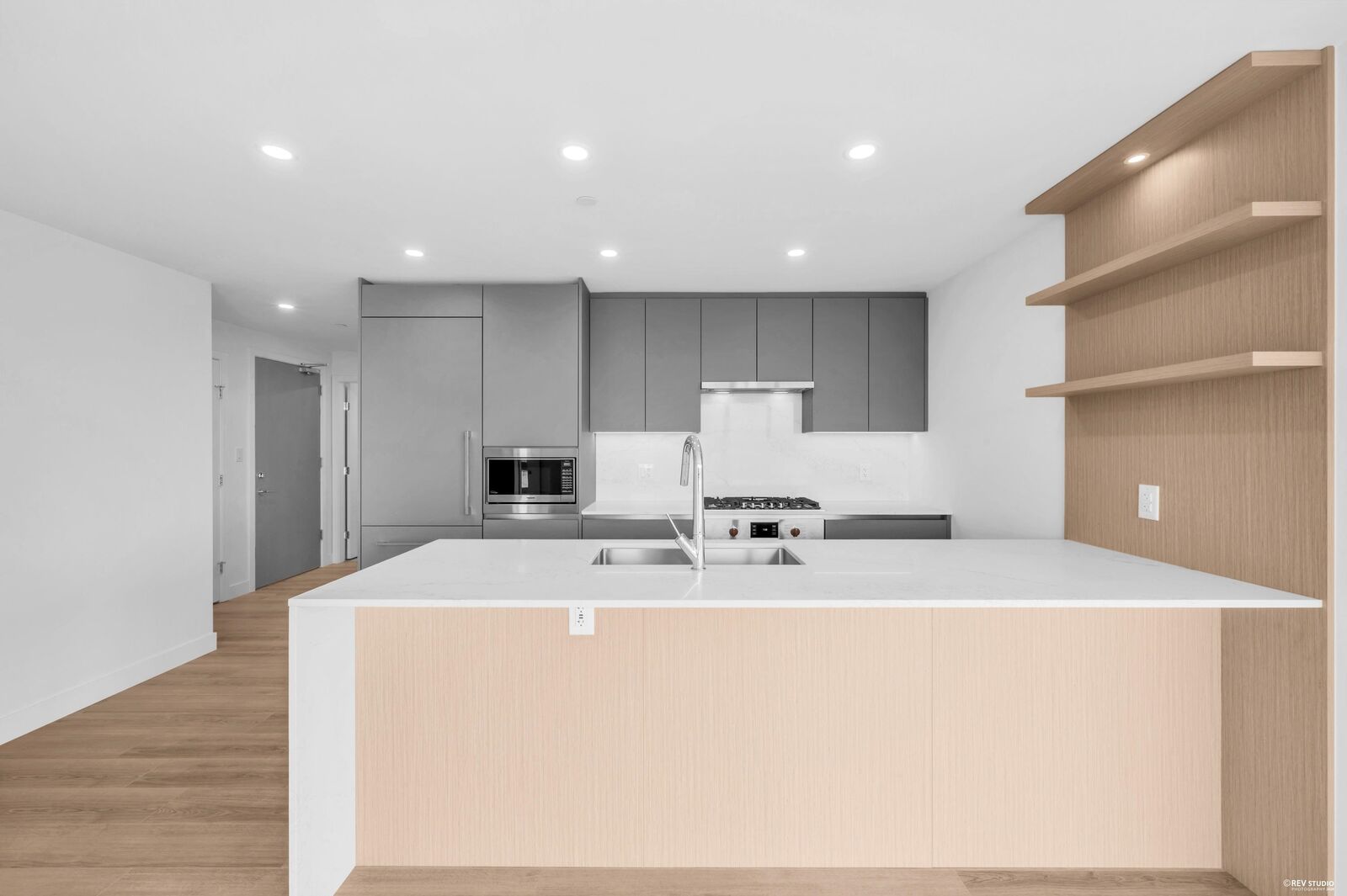 Property Photo: 5520 McNaughton Road 609 BC V6X 0X5