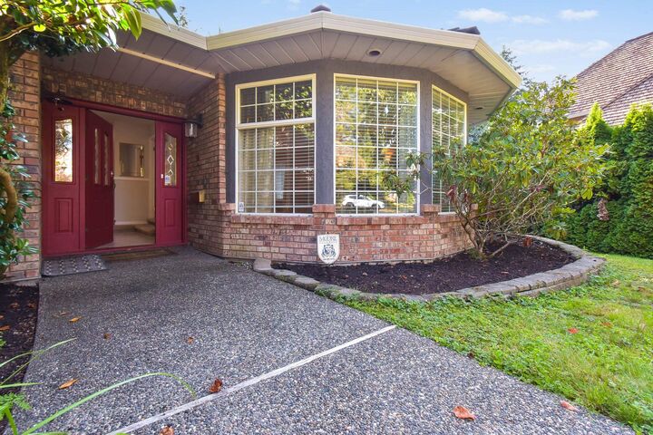 Property Photo: 13056 22A Avenue BC V4A 8Y4