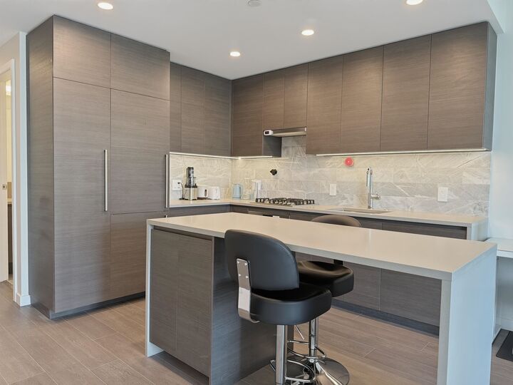Property Photo: 2108 Gilmore Avenue 2707 BC V5C 0N8