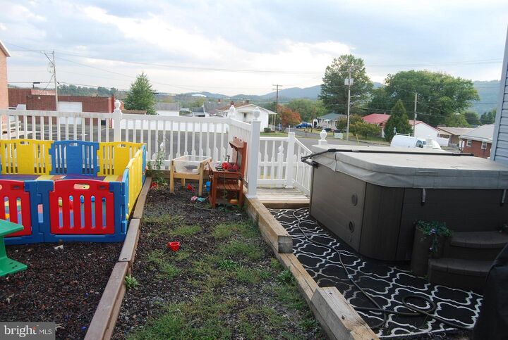 Property Photo: 218 Wempe Drive MD 21502