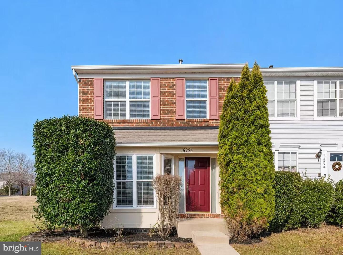 Property Photo:  16958 Toms River Loop  VA 22026 