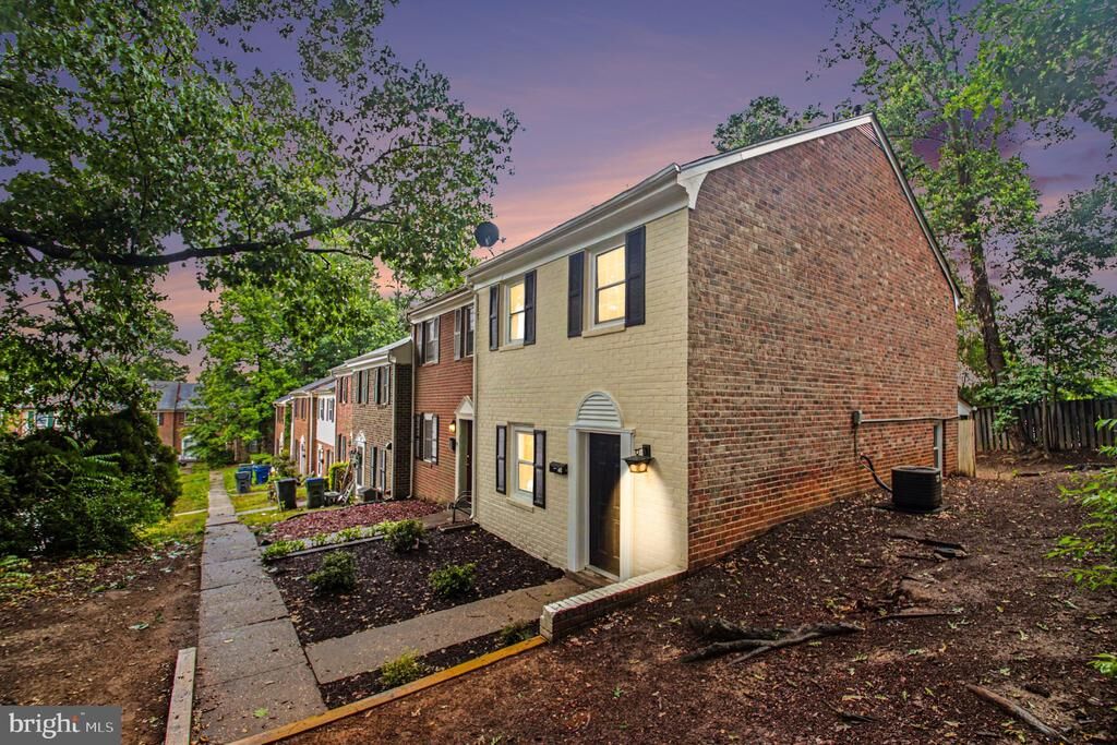 Property Photo:  13 Bentley Ct  VA 22408 