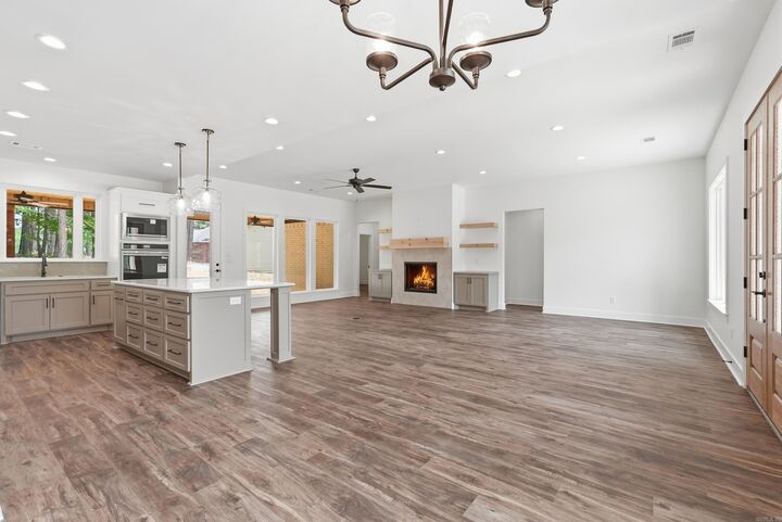 Property Photo:  81 Elcano Drive  AR 71909 