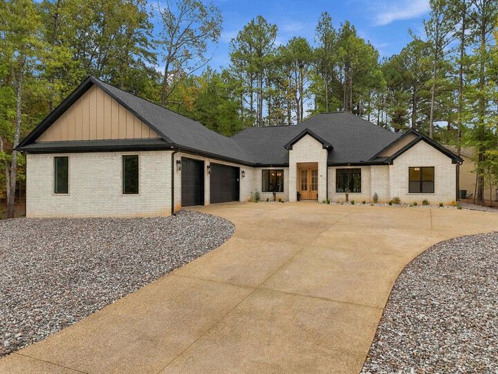 Property Photo:  81 Elcano Drive  AR 71909 
