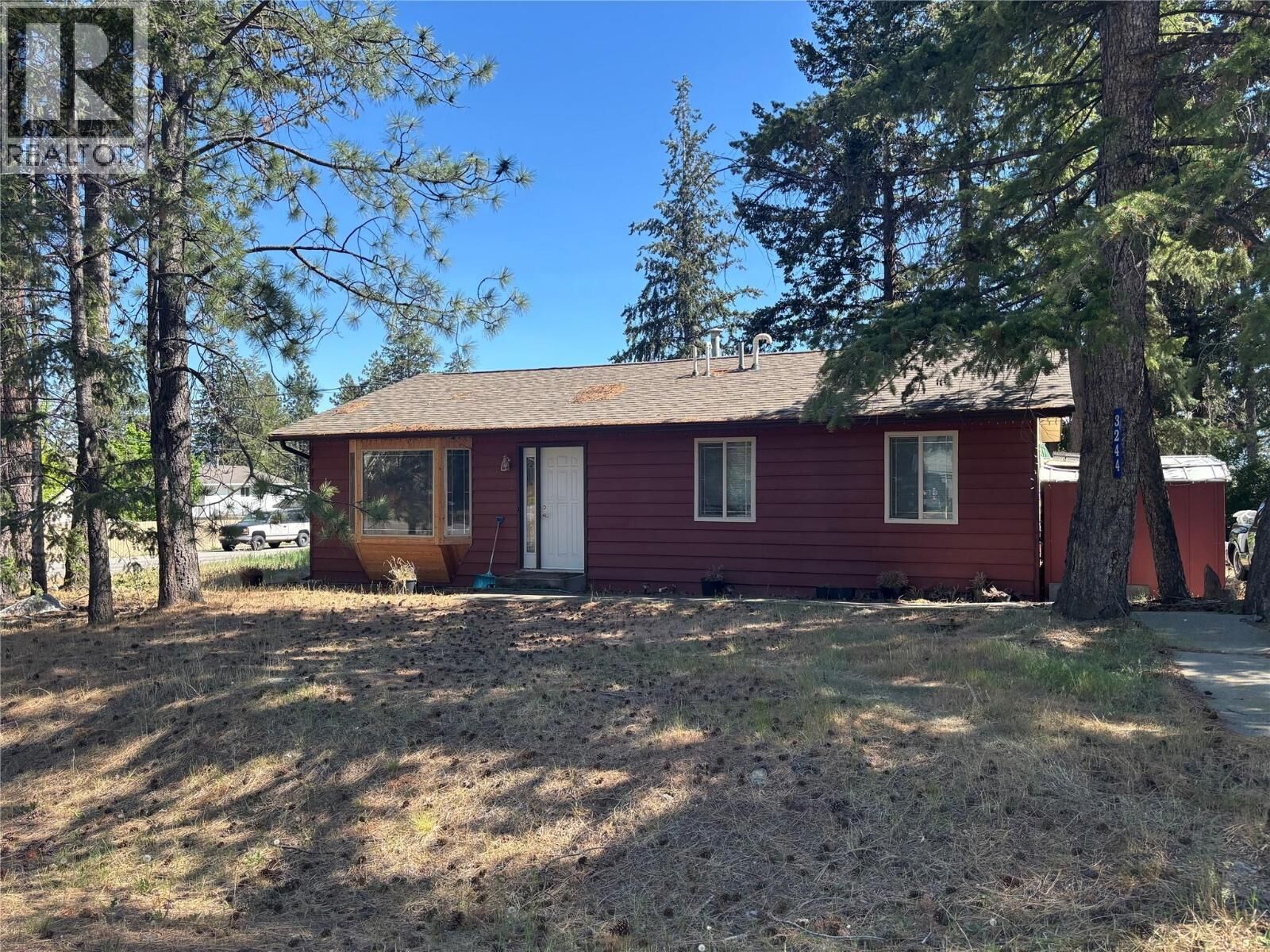 Property Photo:  3244 Webber Road  BC V4G 1G3 