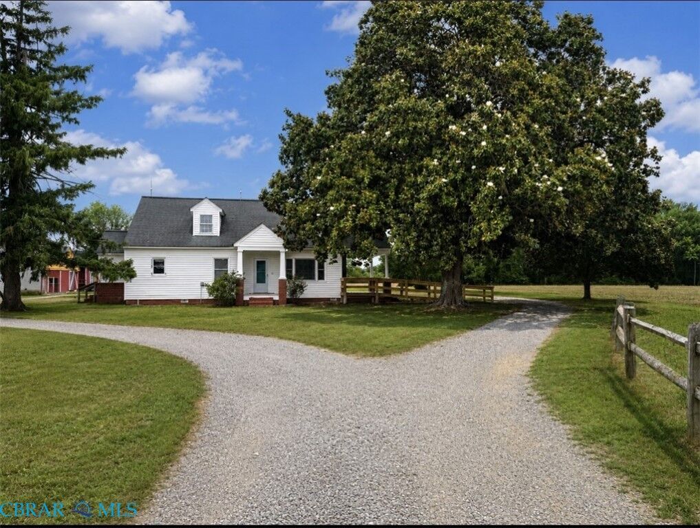 Property Photo: 1635 Buckley Hall Road VA 23050