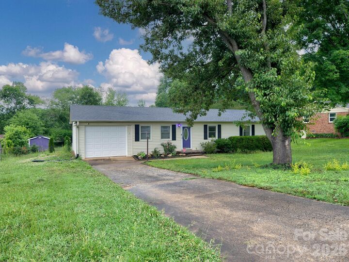 Property Photo: 109 Oxford Street NC 28152