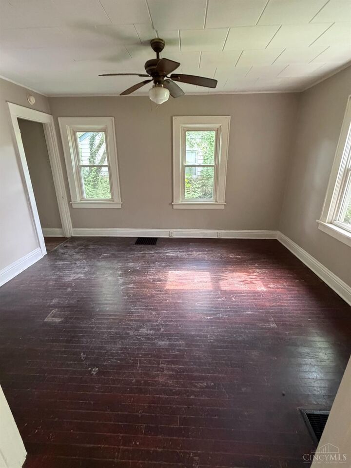 Property Photo: 10937 Chester Road OH 45246