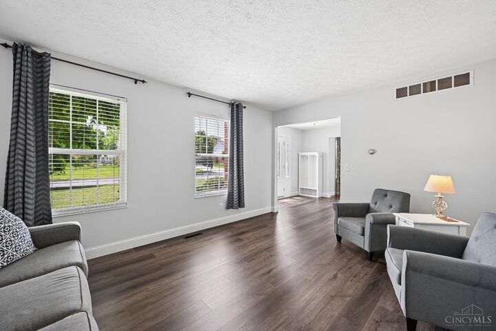 Property Photo: 5226 Coventry Court OH 45011