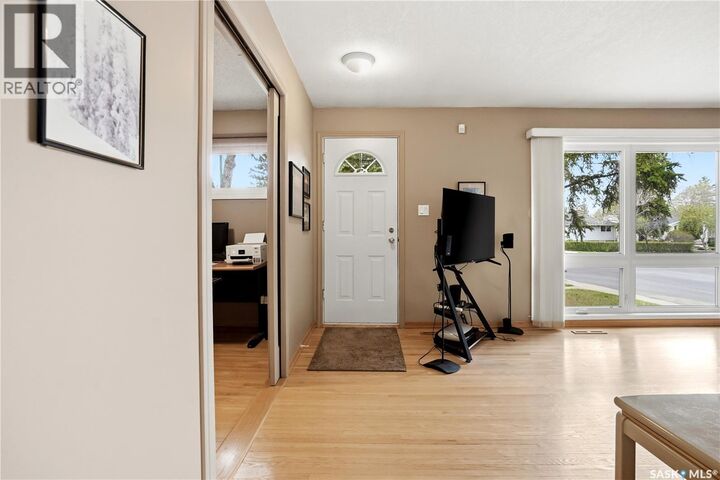 Property Photo:  2601 Pasqua Street  SK S4S 0M4 