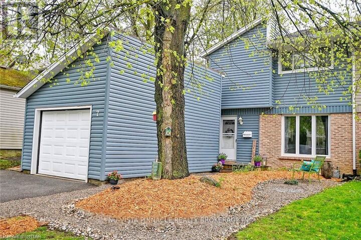 Property Photo:  7 Ranchwood Crescent  ON N6G 3A1 