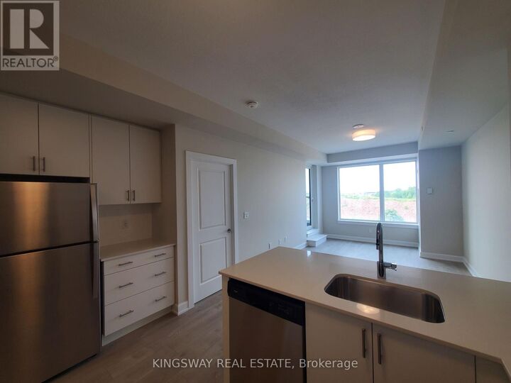 Property Photo:  3200 William Coltson Avenue 321  ON L6H 7W6 