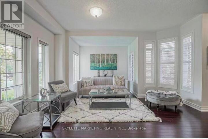 Property Photo:  100 Emery Hill Boulevard  ON L6C 2S6 