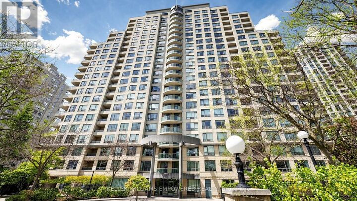 Property Photo: 238 Doris Avenue 1511 ON M2N 6W1