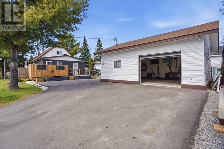 Property Photo:  95 O'Donaghue Drive  ON P3L 1E2 
