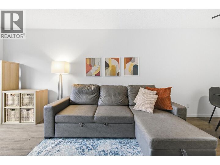 Property Photo: 1050 Howie Avenue 305 BC V3J 1T6