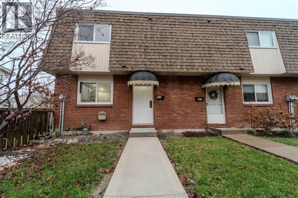 Property Photo:  5414 Lassaline Avenue  ON N8T 1A8 