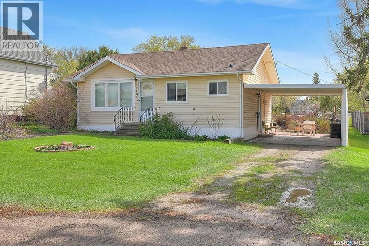 Property Photo:  419 Wilton Street  SK S0G 0H0 