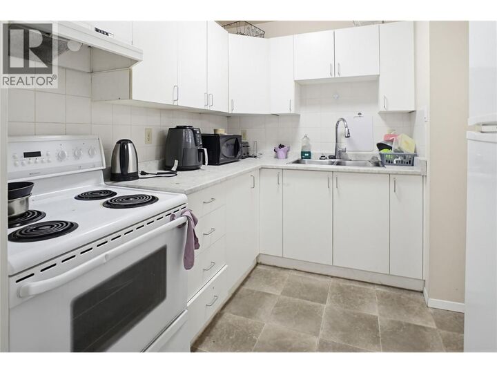 Property Photo: 1435 Summit Drive 70 BC V2E 1S4